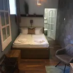Terrace Prémium Belváros Jacuzzival Appartamento *