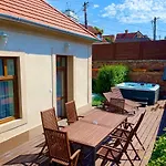 Apartmán Terrace Premium Belvaros Jacuzzival Veszprém