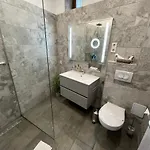 Terrace Premium Belvaros Jacuzzival * Veszprém