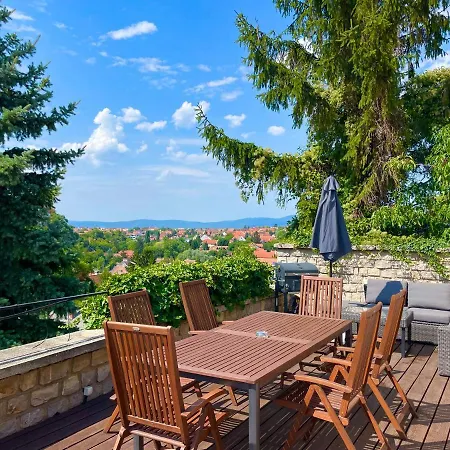 Daire Terrace Premium Belvaros Jacuzzival *