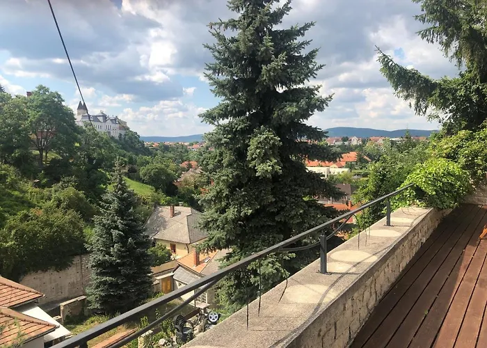 Terrace Premium Belvaros Jacuzzival *